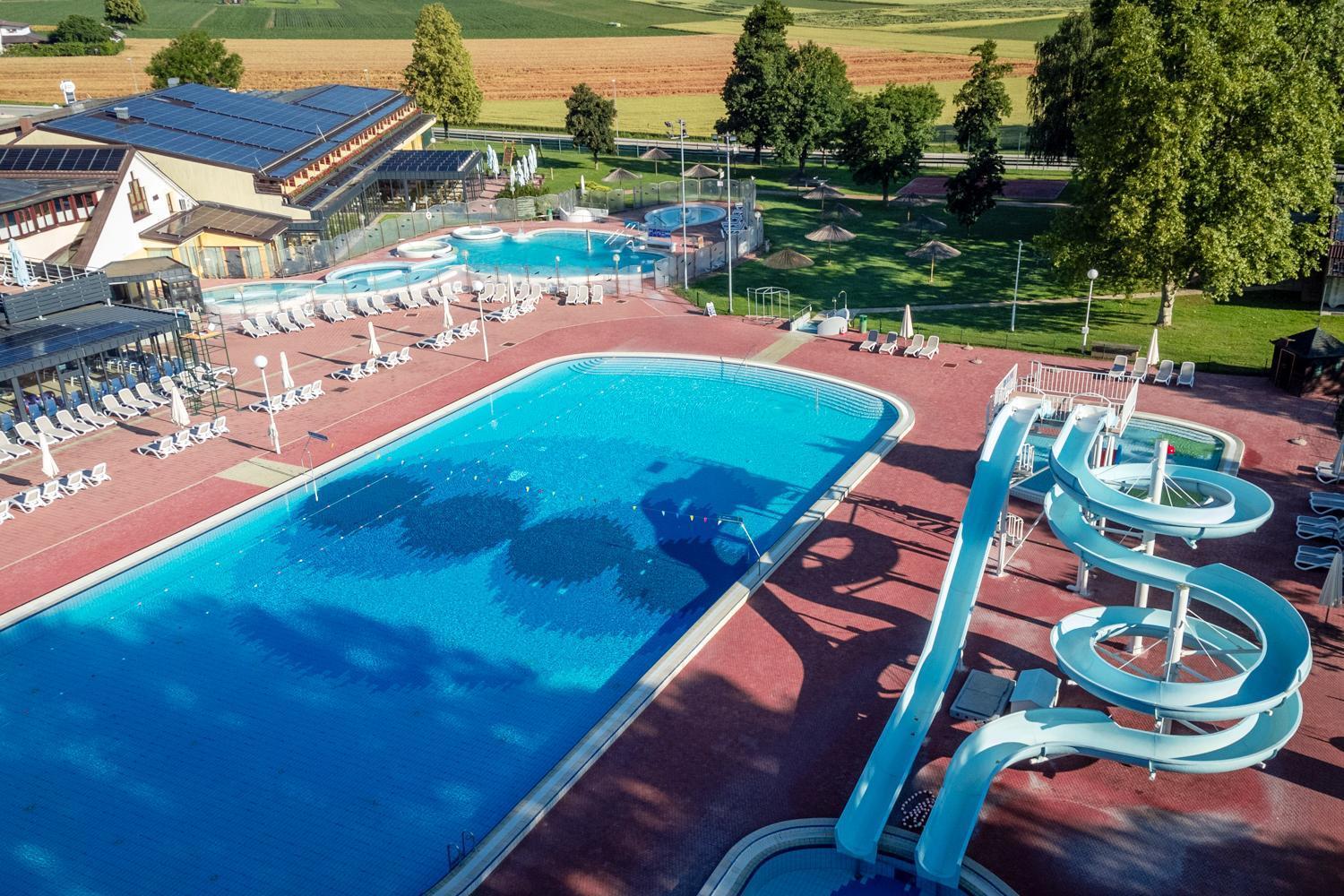 Terme Banovci - Hotelsko Naselje Zeleni Gaj Buitenkant foto