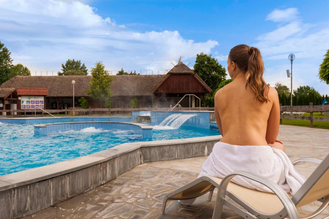 Terme Banovci - Hotelsko Naselje Zeleni Gaj Buitenkant foto